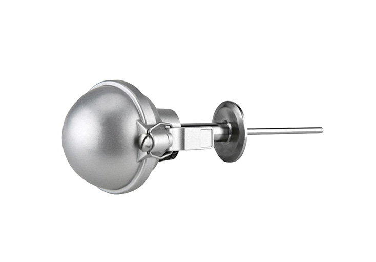 Flange-type assembled thermocouple